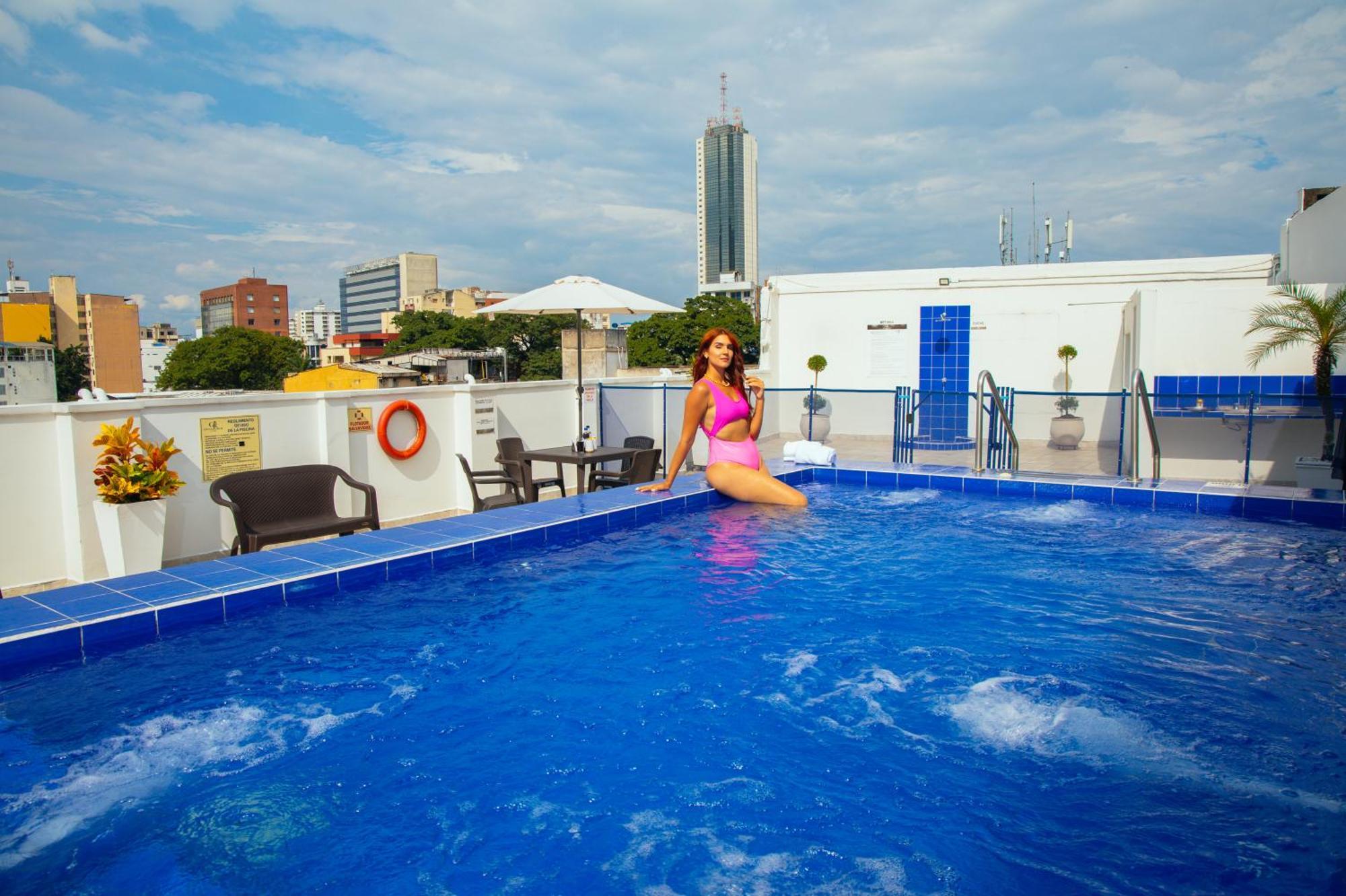 Tama Hotel Granada Real Калі Екстер'єр фото