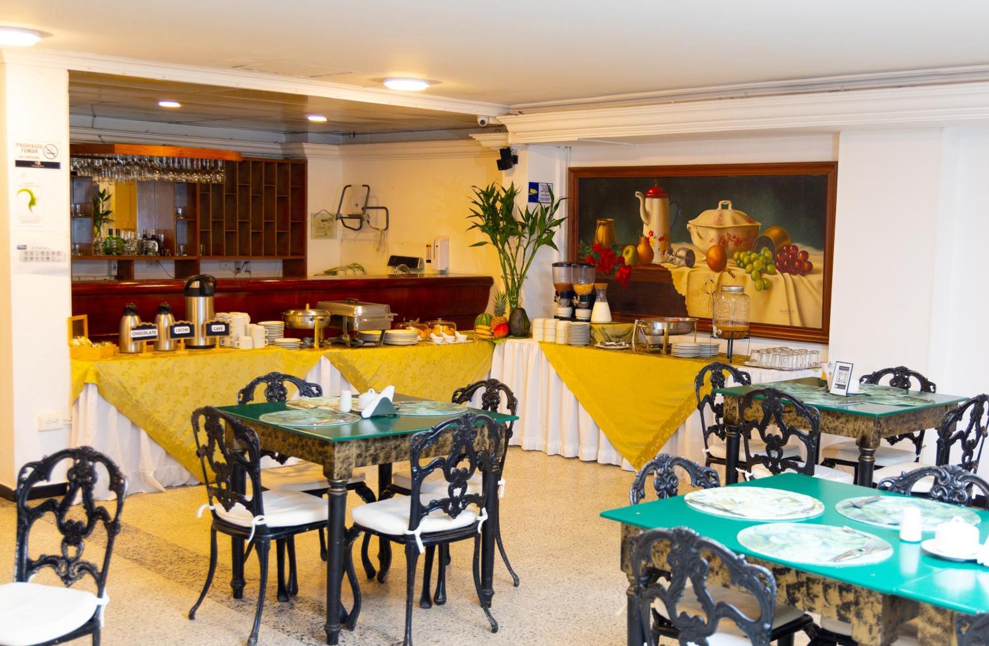 Tama Hotel Granada Real Калі Екстер'єр фото
