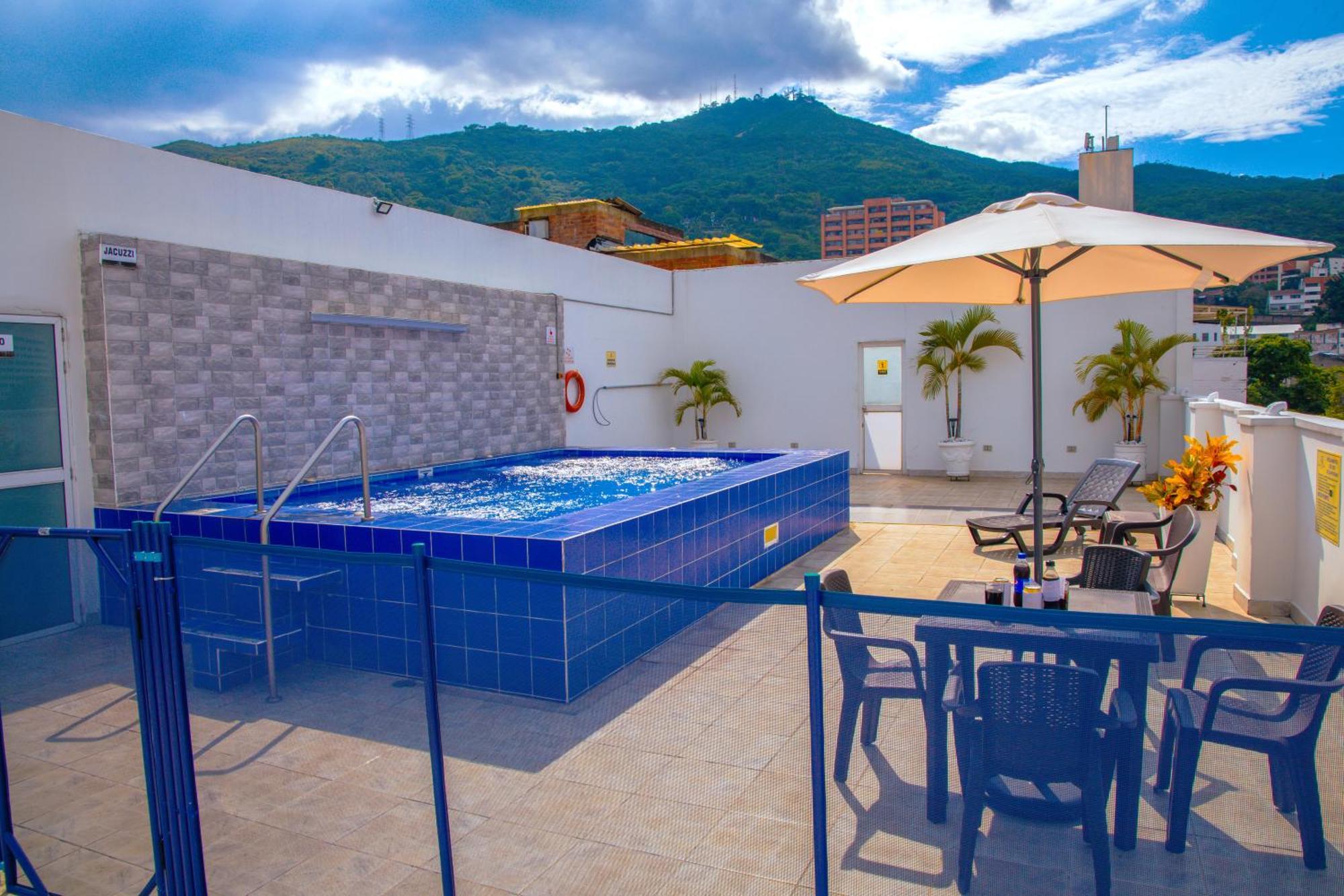 Tama Hotel Granada Real Калі Екстер'єр фото