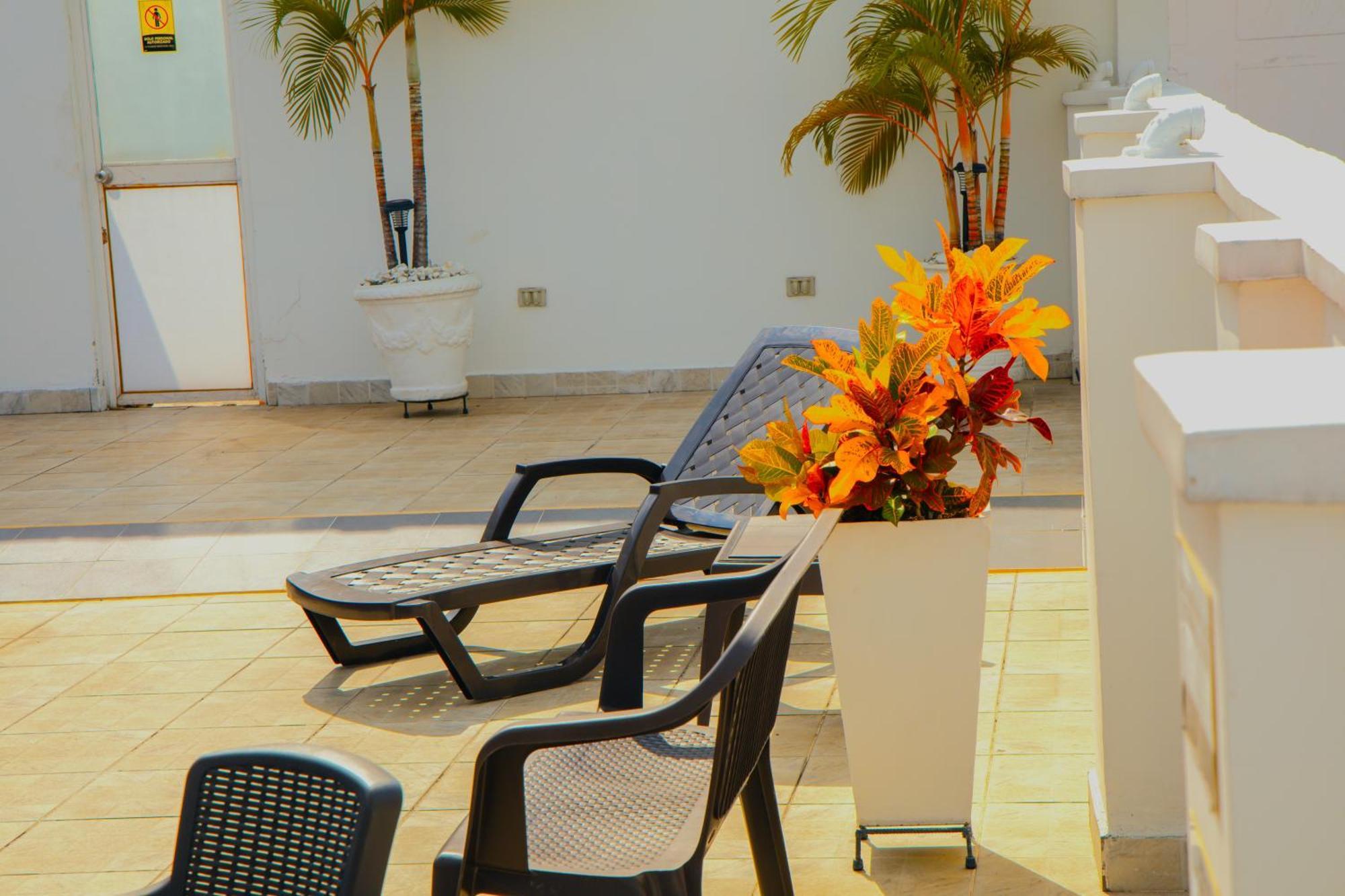 Tama Hotel Granada Real Калі Екстер'єр фото