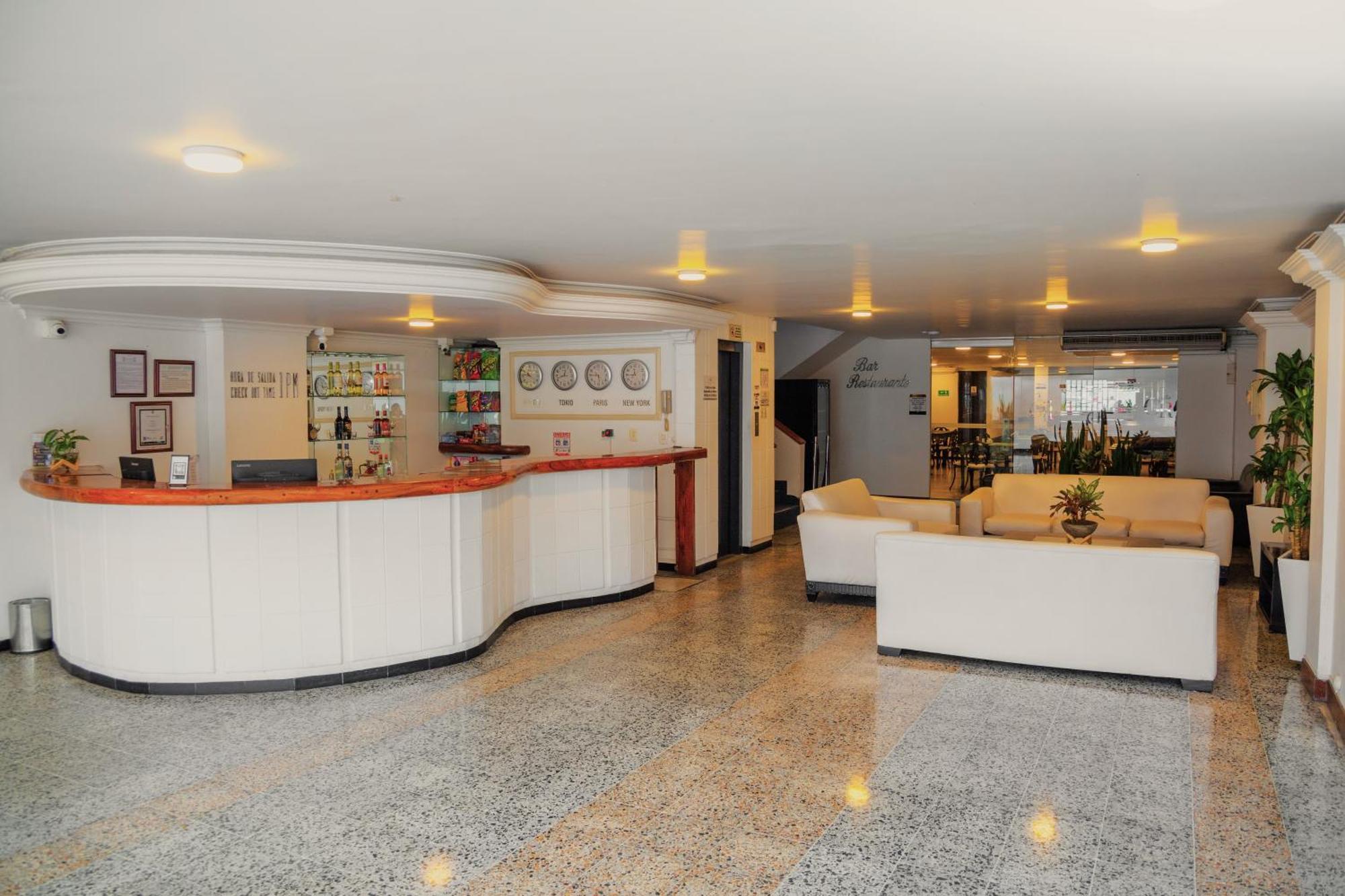 Tama Hotel Granada Real Калі Екстер'єр фото