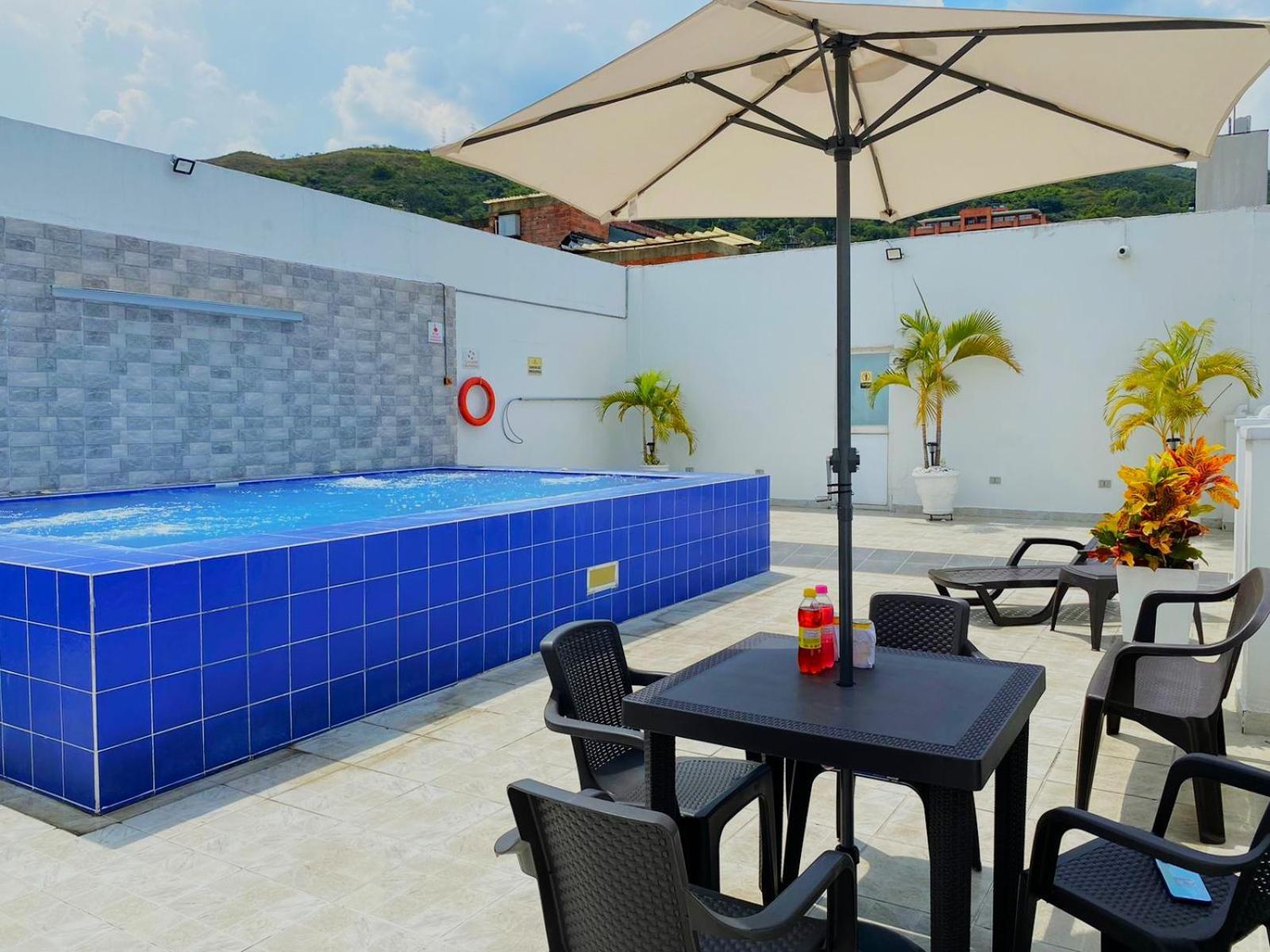 Tama Hotel Granada Real Калі Екстер'єр фото