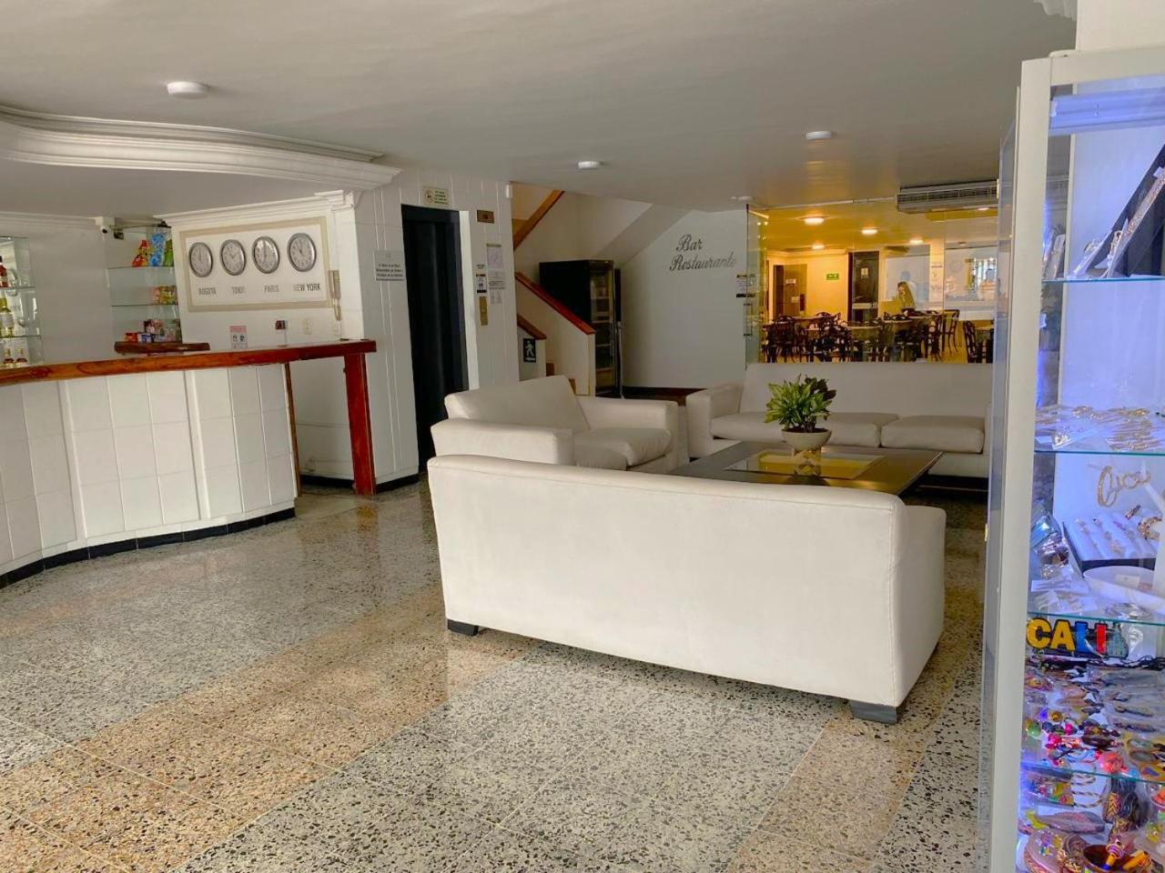 Tama Hotel Granada Real Калі Екстер'єр фото