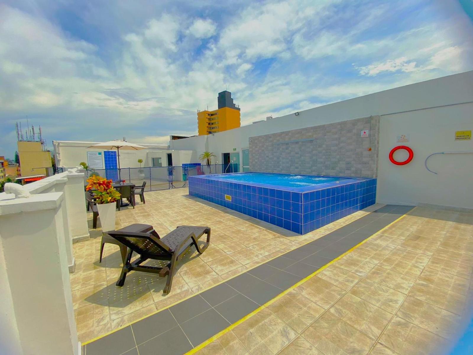 Tama Hotel Granada Real Калі Екстер'єр фото