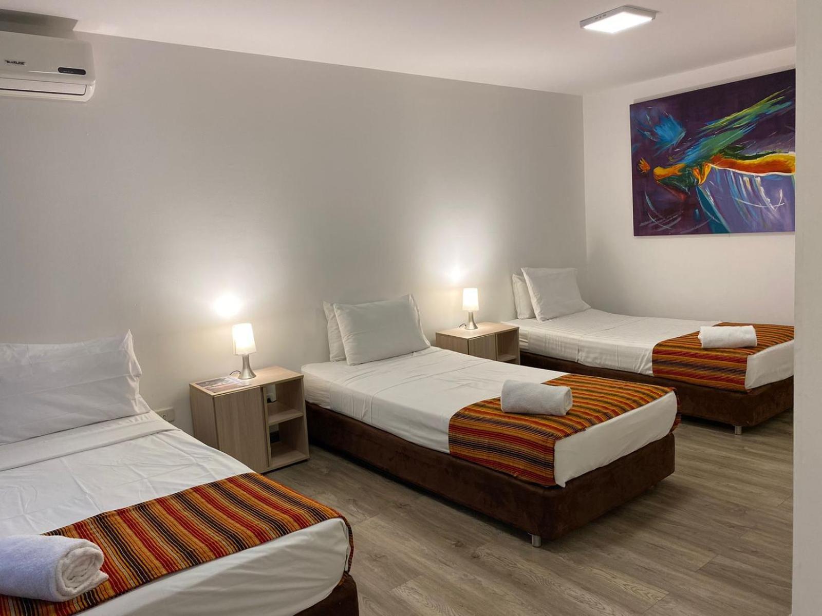 Tama Hotel Granada Real Калі Екстер'єр фото